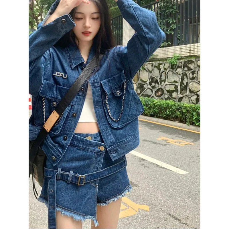 

Hot Girl Denim Shorts Suit Women's Autumn 2023 New Retro Street Design Sense Denim Coat Three-Piece