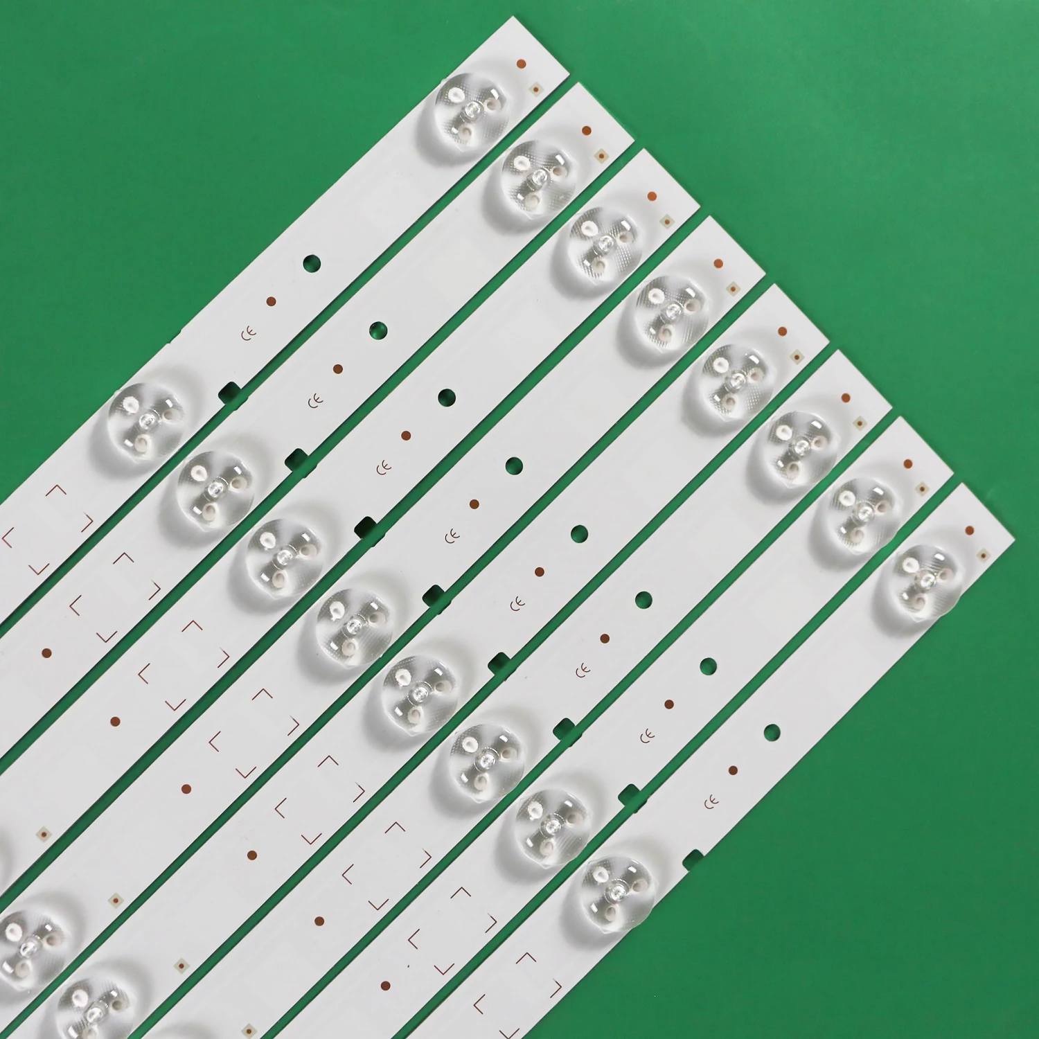LED Ʈ, LED39K20JD NS-40D420NA16 40H4C 40K20D 40K200 LED40K30JD 40K20JD 40K20DW SVH390A06 2013CHI400 3328N1 05 REV1