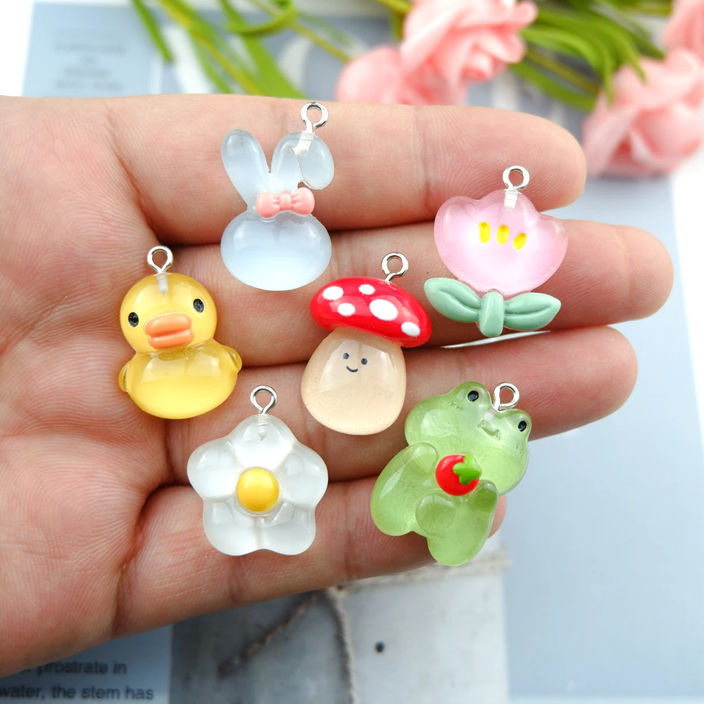 Floral and Nature-Inspired Charms for DIY Jewelry and Accessory Crafting - Bulk Wholesale