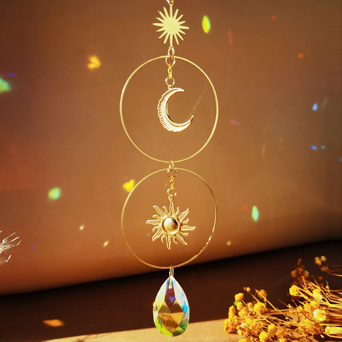 LEISI – prisme de fenêtre attrape-soleil étoile lune, pendentif de jardin,  ornement en cristal, carillon de vent arc-en-ciel - AliExpress