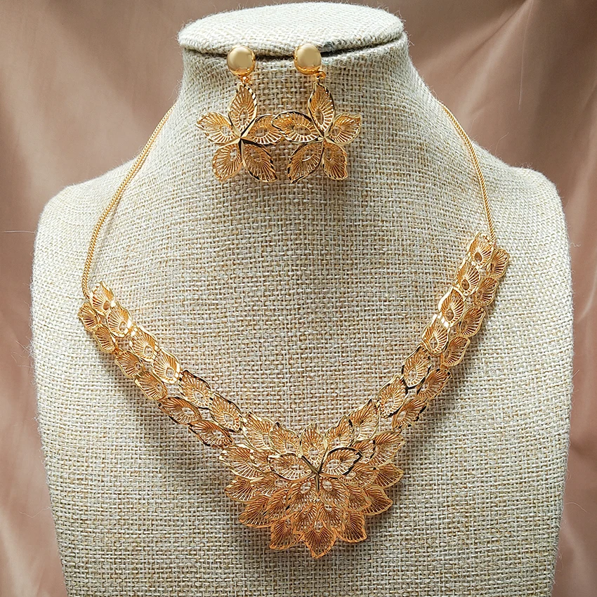 Vogue Jewellers Necklace Design 2024 | spraguelawfirm.com