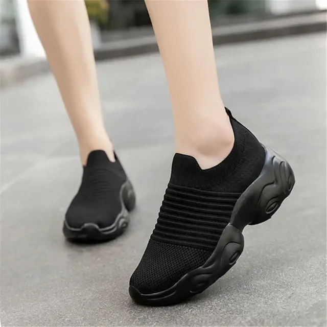 Size 43 Round Tip Sneakers Luxury Brand Women Vulcanize Footwear For Womens Women's Flat Shoes Sports Tenisse Famous Brand