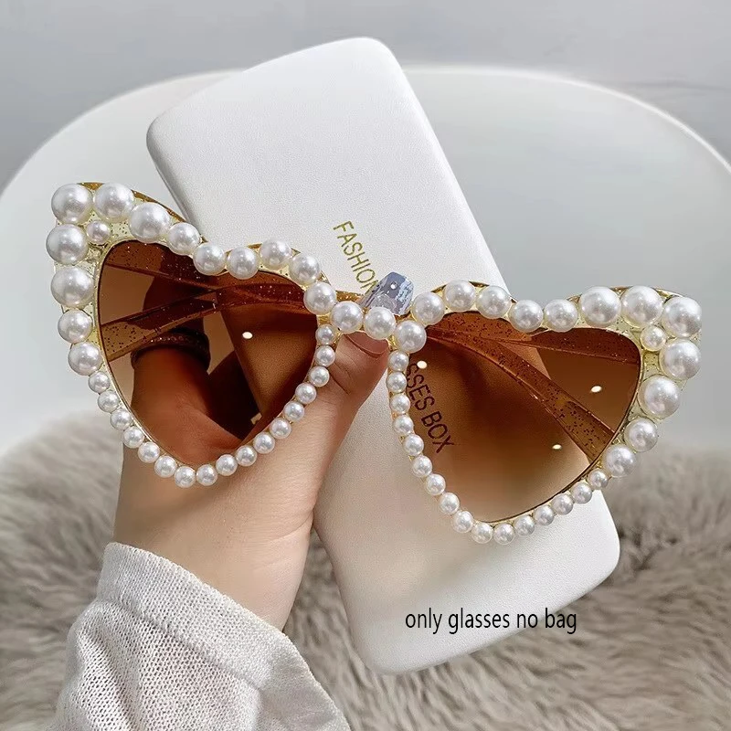 1/2 PCS Large frame dance party love heart inlaid pearl sunglasses for women beach peach heart sunglasses 5501