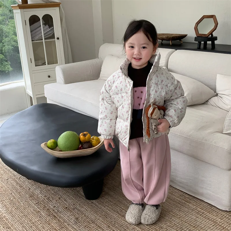 

2023 Winter New Fashionable Girls' White Duck Down Down Bread Coat
