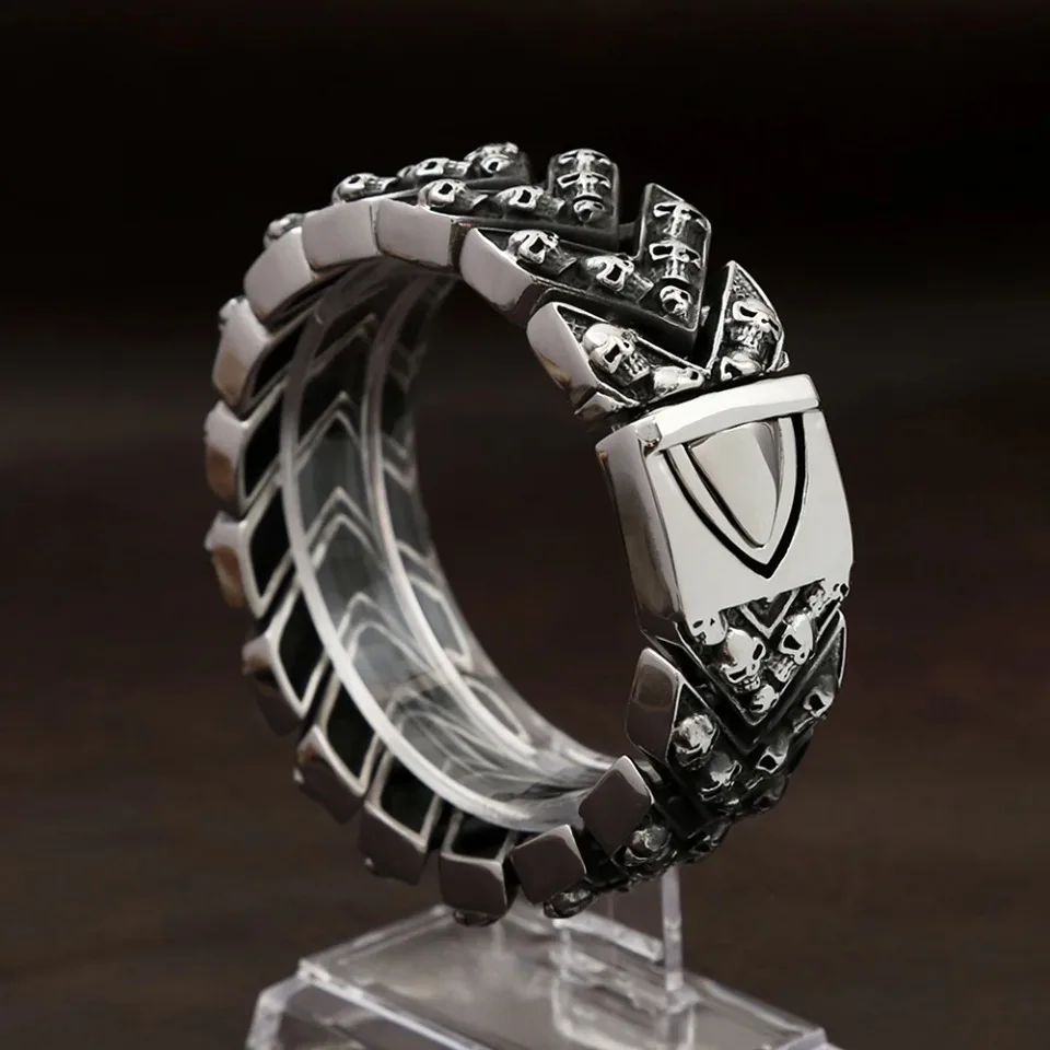 

Vintage Domineering Stainless Steel Skull Bracelet Punk Hip Hop Skull Biker Bracelets For Men Fashion Charm Jewelry Dropshipping