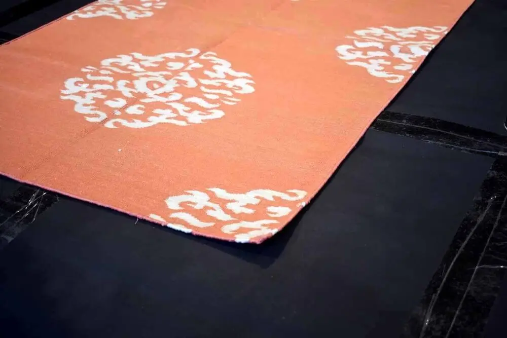 손으로 짠 만다라 면 러그, 리버시블 플로럴 모던 오렌지 러너, 2.5x8 ft