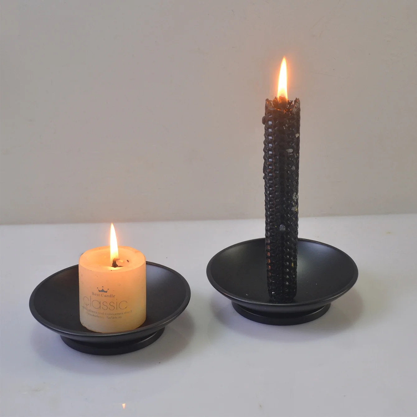 Home Collection Iron Plate Candle Holder Black Decorative Iron Pillar Candle Plate Pedestal Stand LED & Wax Ca glass candle holder