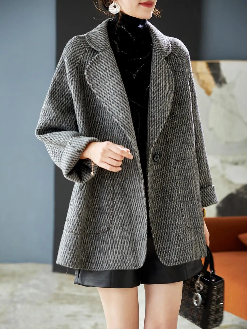 

2024 Women's Clothing Loose one-button belted short wool wool coat Spring Summer New No.47