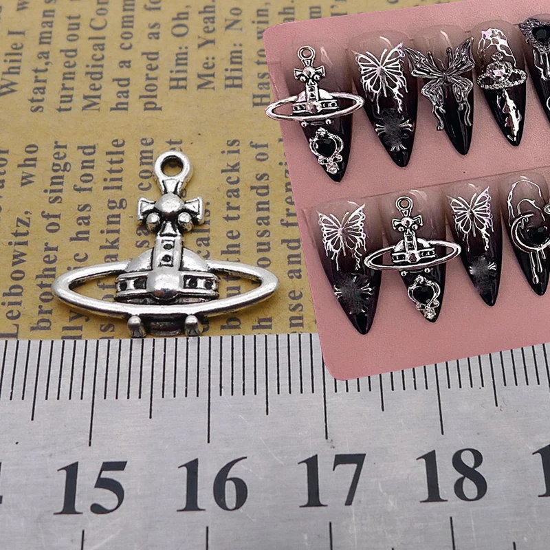 

10pcs Luxury Saturn Planet Nail Charms 3D Nail Rhinestones Gems Silver Nail Jewelry Kawaii DIY Nail Art Decoration Supplies