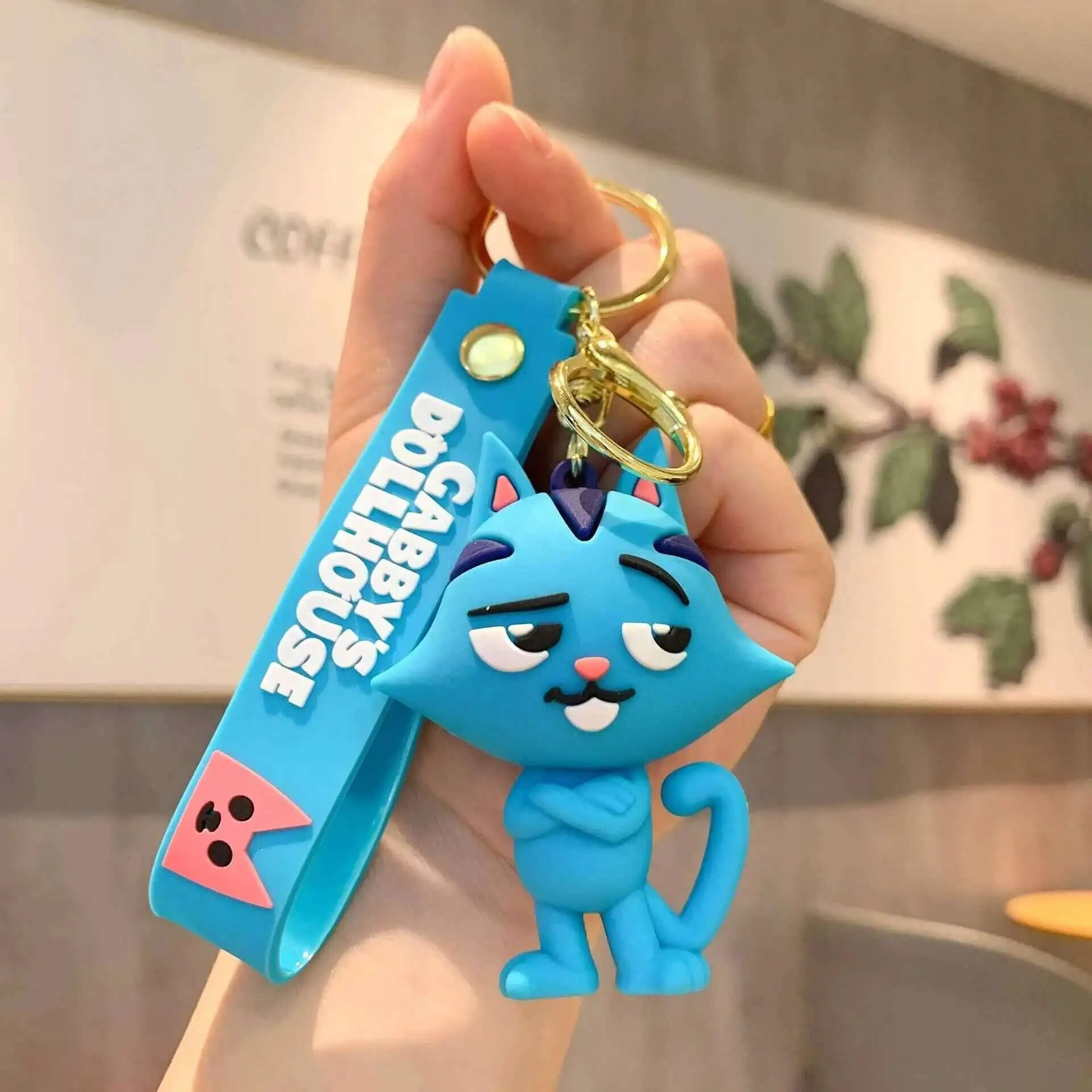 Charming Cat Keychain Accessory: Cute Bag Charm & Jewelry