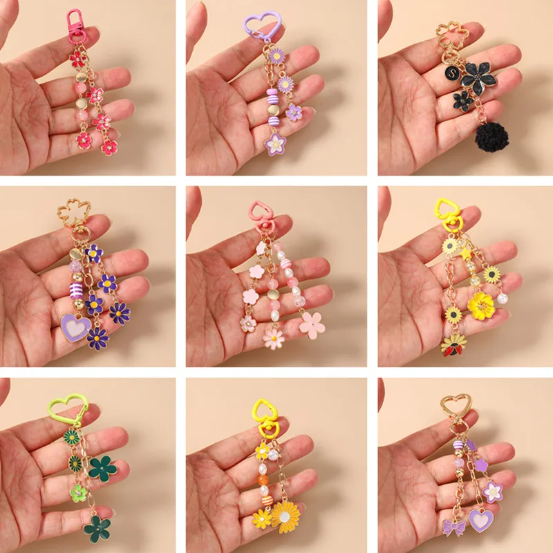 Modische Bunte Blumen-Schlüsselanhänger für Frauen und Männer, Autoschlüsselhalter, Handtaschenanhänger, Schlüsselringe, DIY-Schmuckzubehör