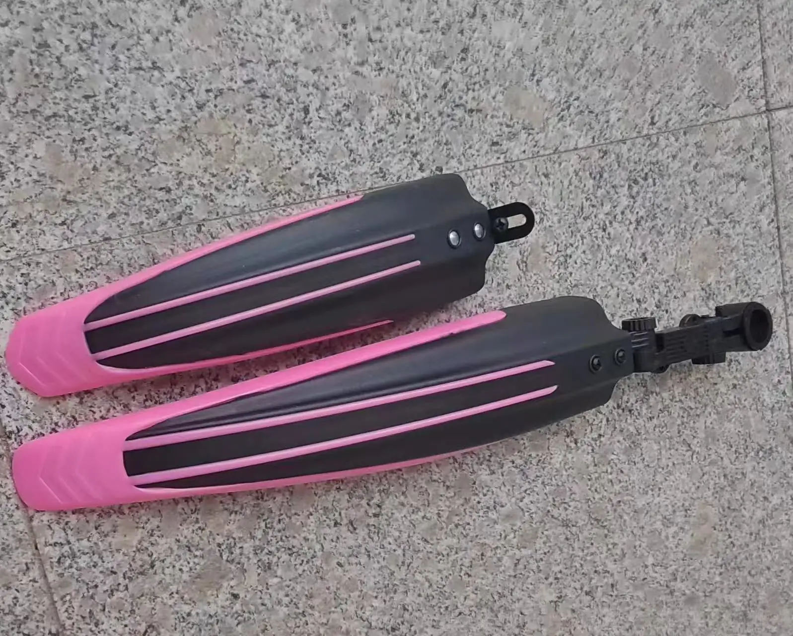 Verstellbares Fahrrad-Schutzblech-Set – einfach zu installierende vordere und hintere Kotflügel für Rennräder und Mountainbikes, Fahrradzubehör – Detail 8