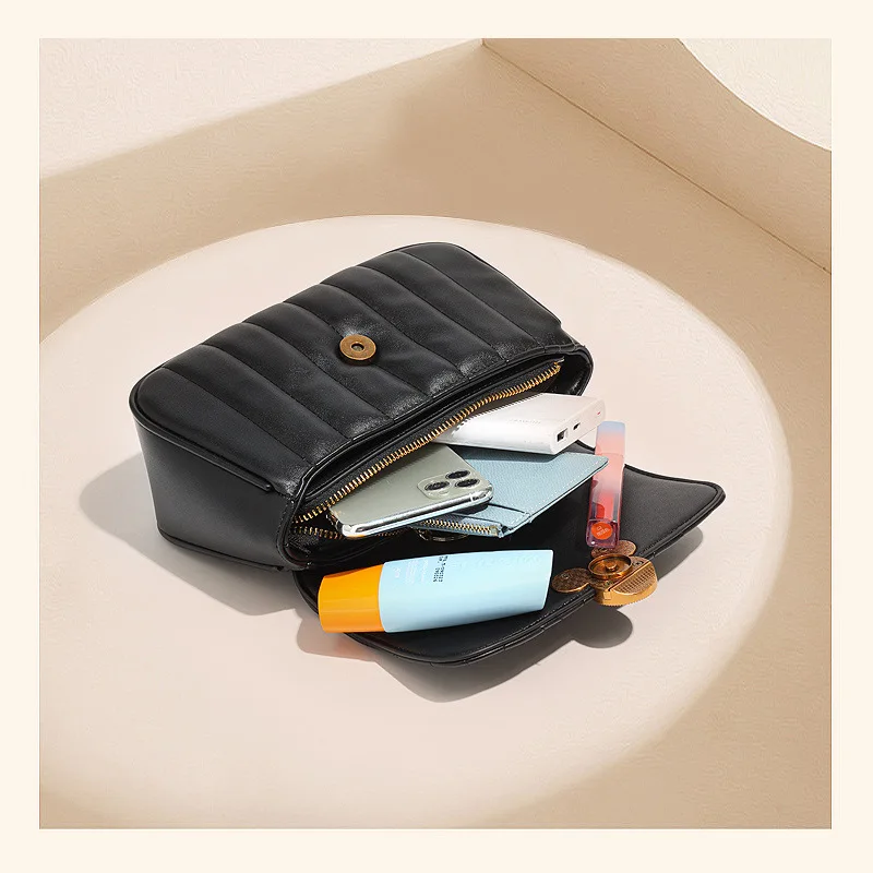 Disney Mickey Purses and Handbags PU Fashionable Bags for Women Large Capacity Kawaii Crossbody Shoulder Bag Anime Case Wallet