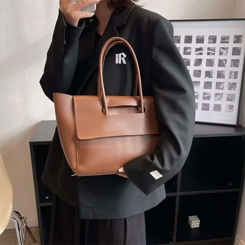 여성용 하이 엔드 느낌 토트백, 대용량 디자이너 럭셔리, 트렌디 쇼핑, 한국 버전, 핸드백 레트로 여행 2024, 신상