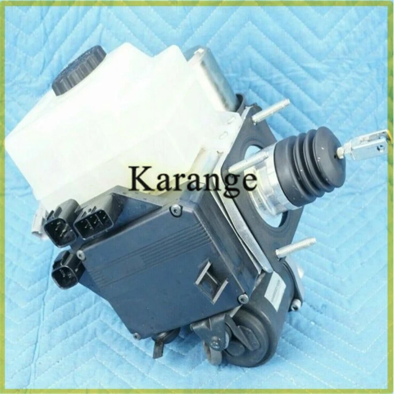 Cylindre Maître ABS Pour Land Cruiser LX470 2000-2007 – Pièce Neuve Sans Marque
