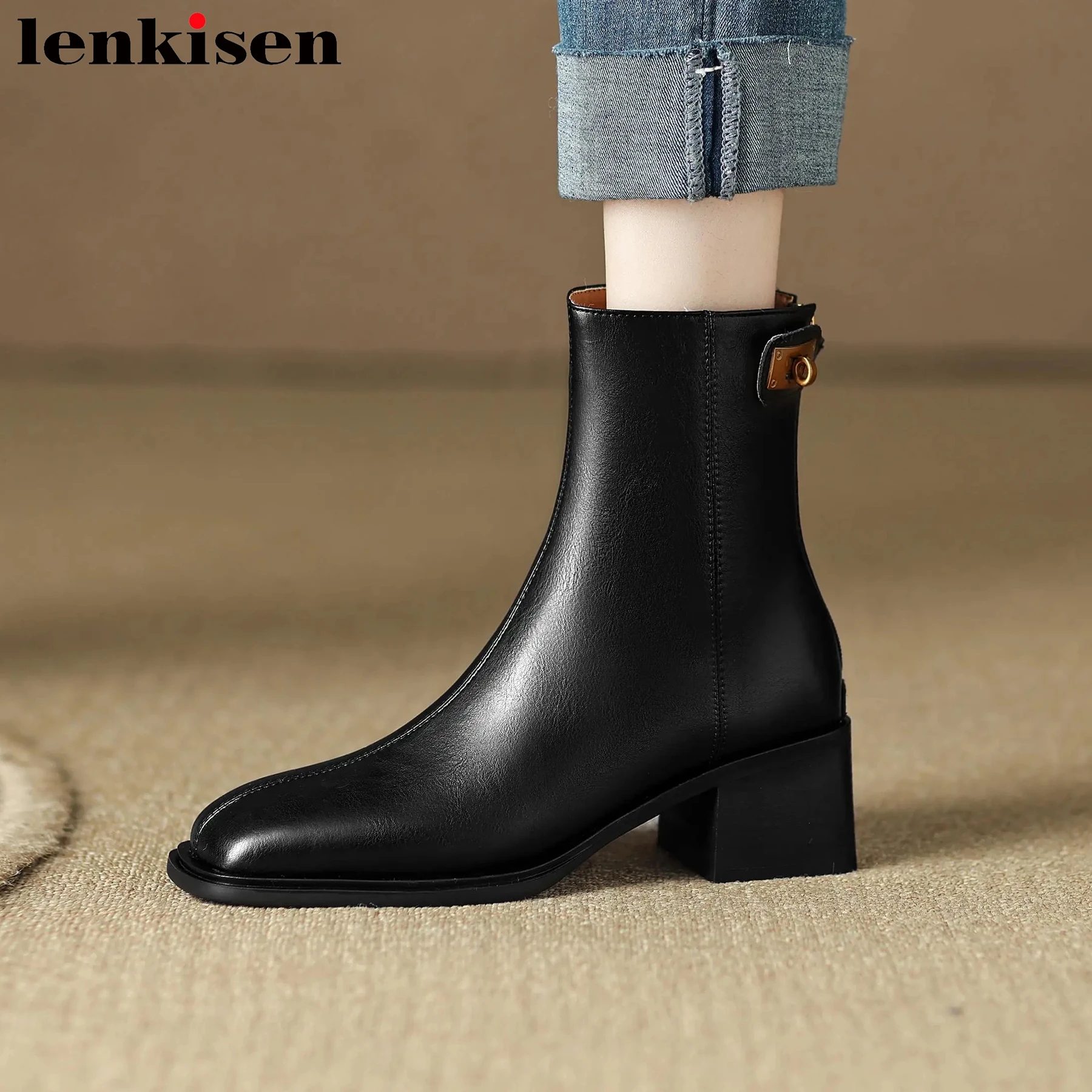 

Lenkisen шерстяные теплые ботинки из коровьего спилка с квадратным носком на высоком каблуке современные меховые снегоступы офисные женские однотонные Брендовые ботильоны на молнии