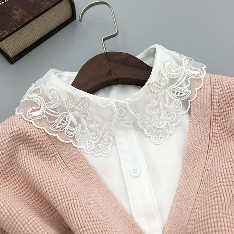 

New Women's Shirt Embroidery Adjustable Fake Collars for Sweater Blouse Shirt Detachable Collar Lapel Blouse Tops Decor Collar