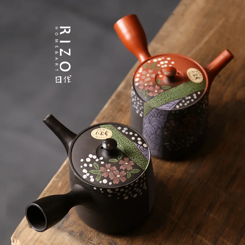 

Japan Imported Changsha Burning Side Handle Teapot Shilong Kiln Village Yangxingzuo Kiln Baked Cinnabar Sand Black Mud Urgent Po