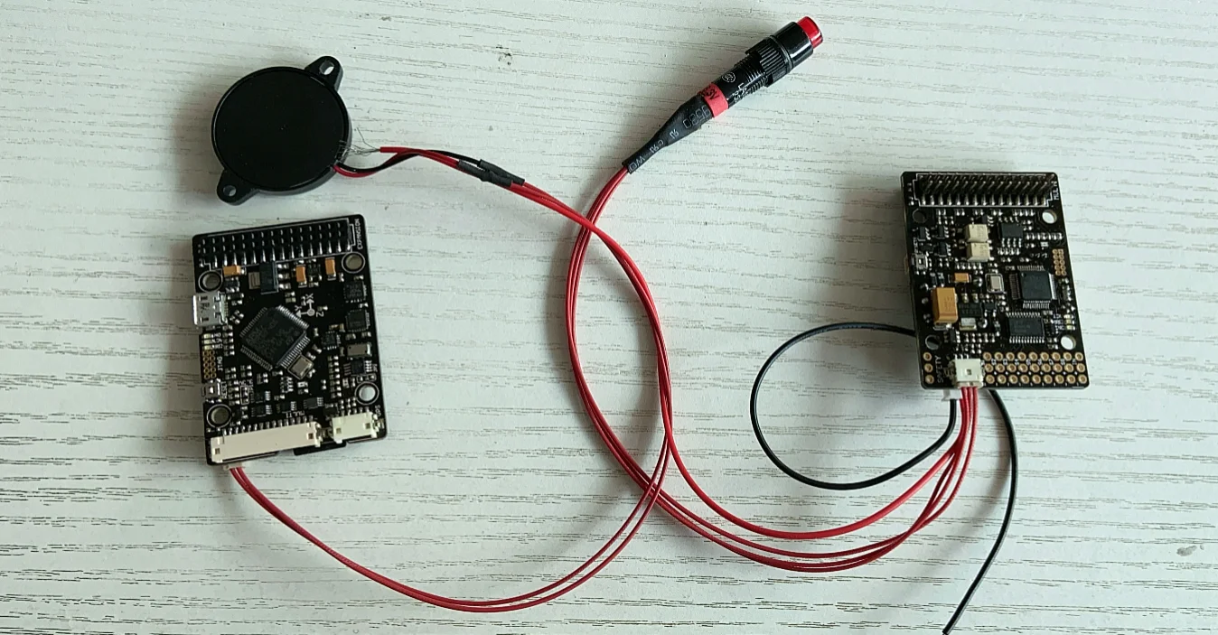 

Контроллер полета Pixhawk autopilot PX4-V1 ARDUCOPER V3.1.2 32Bit ARM PX4FMU PX4IO Combo W/предохранительный зуммер для мультикоптера