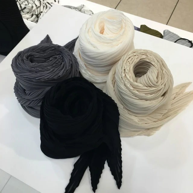 Miyake plissé femmes écharpe châle tissu mode coréenne mince crème solaire écharpe Foulard Femme Luxe Marque Hijabs pour Femme