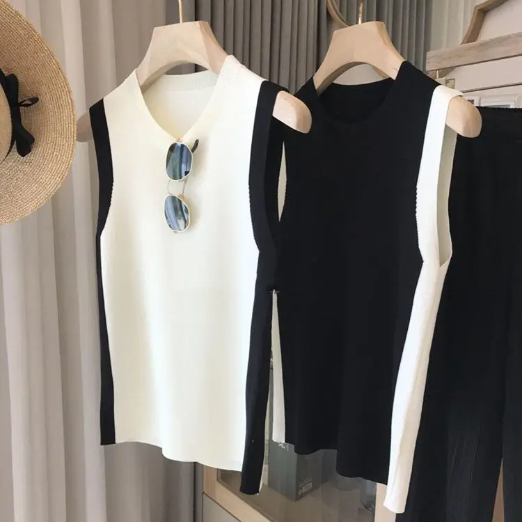 Shakila Contrast Knit Tank Black White