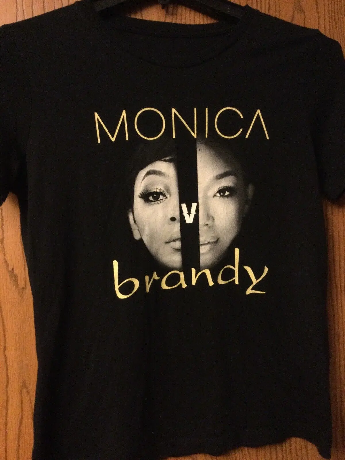 Monica V Brandy-Camicia Nera-Taglio Donna-Senza Etichetta Maniche Lunghe