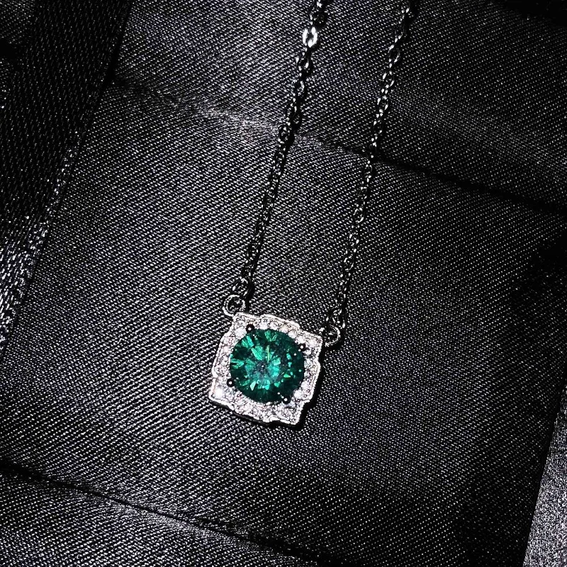 Simulated Blue-Green Moissanite Deer Pendant Necklace - 1 Carat Heart-shaped Lab-Created  Stone  with  Antler  Design,