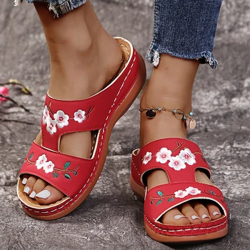 Women Slippers Embroider Flowers Leather Woman Sandals 2023 Outdoor Light Casual Wedges Slippers Slip on Summer Shoes for Women - Image 4