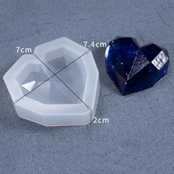 Heart - Shaped Silicone Mold for DIY Jewelry and Crafts (Medium)