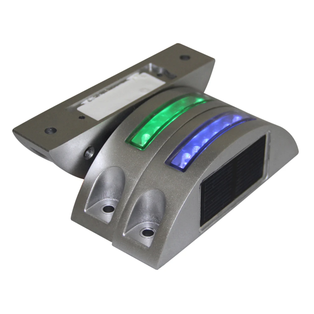Waterproof Lifepo4 Powered Aluminum Deck Dock Synchronous Long Visible Range Cat Eyes Crescent Shaped Solar Road Stud