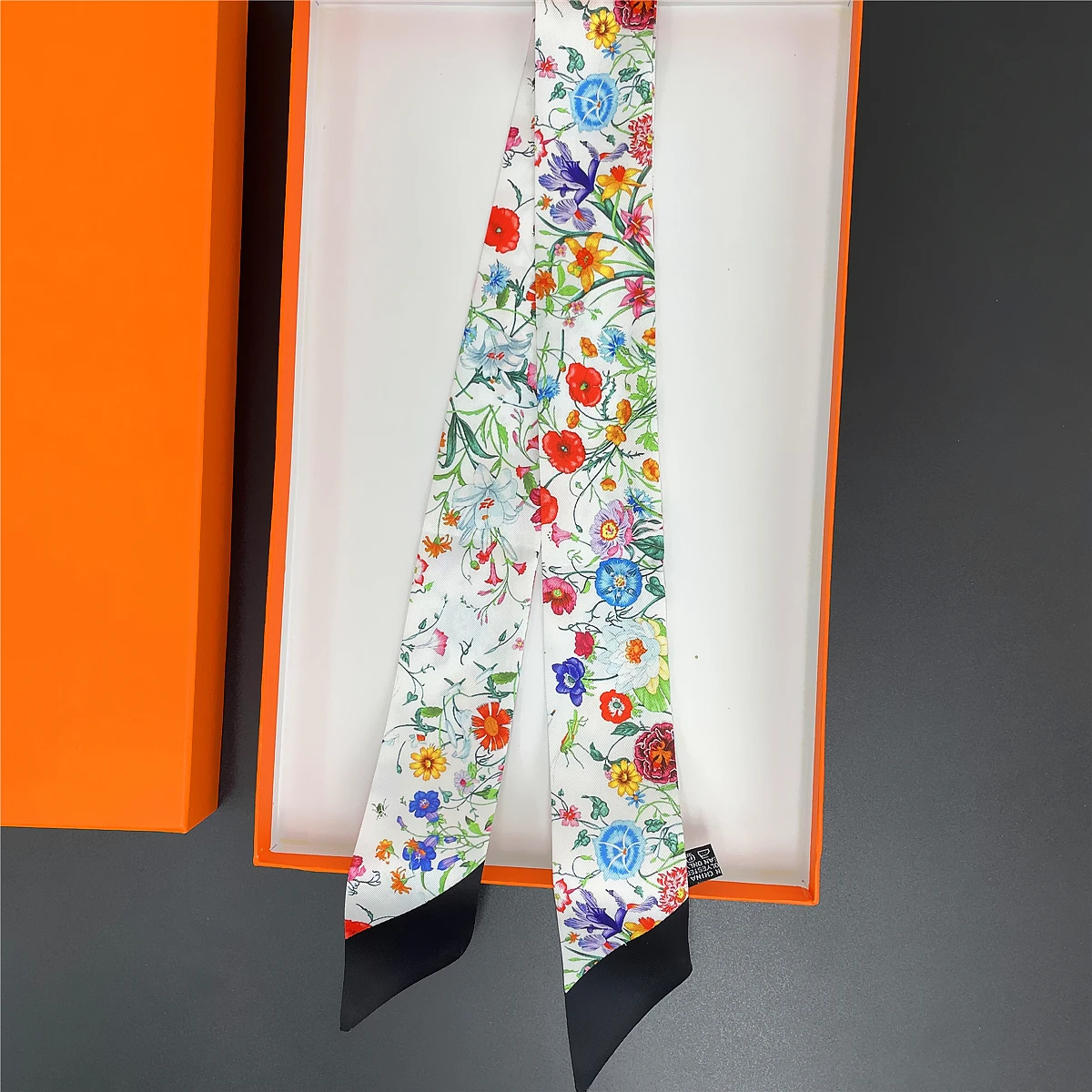 2024 neue Design Kleine Blume Marke Silk Schal Luxus Schal Frauen Foulard Dünne Tasche Schals Halstuch Mode Haar Stirnband – Detail 9