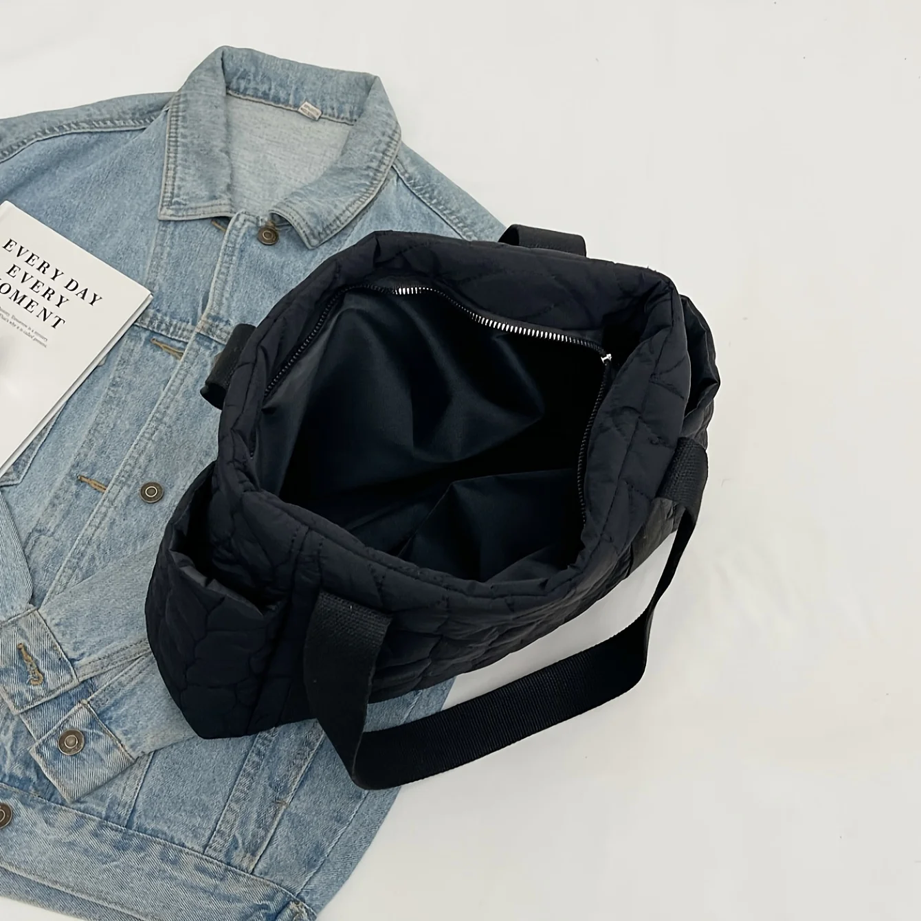 Minimalist Women's Shoulder Bags Large Capacity Multiple Pocket Tote Bag Daily Commuting Handbag For Women