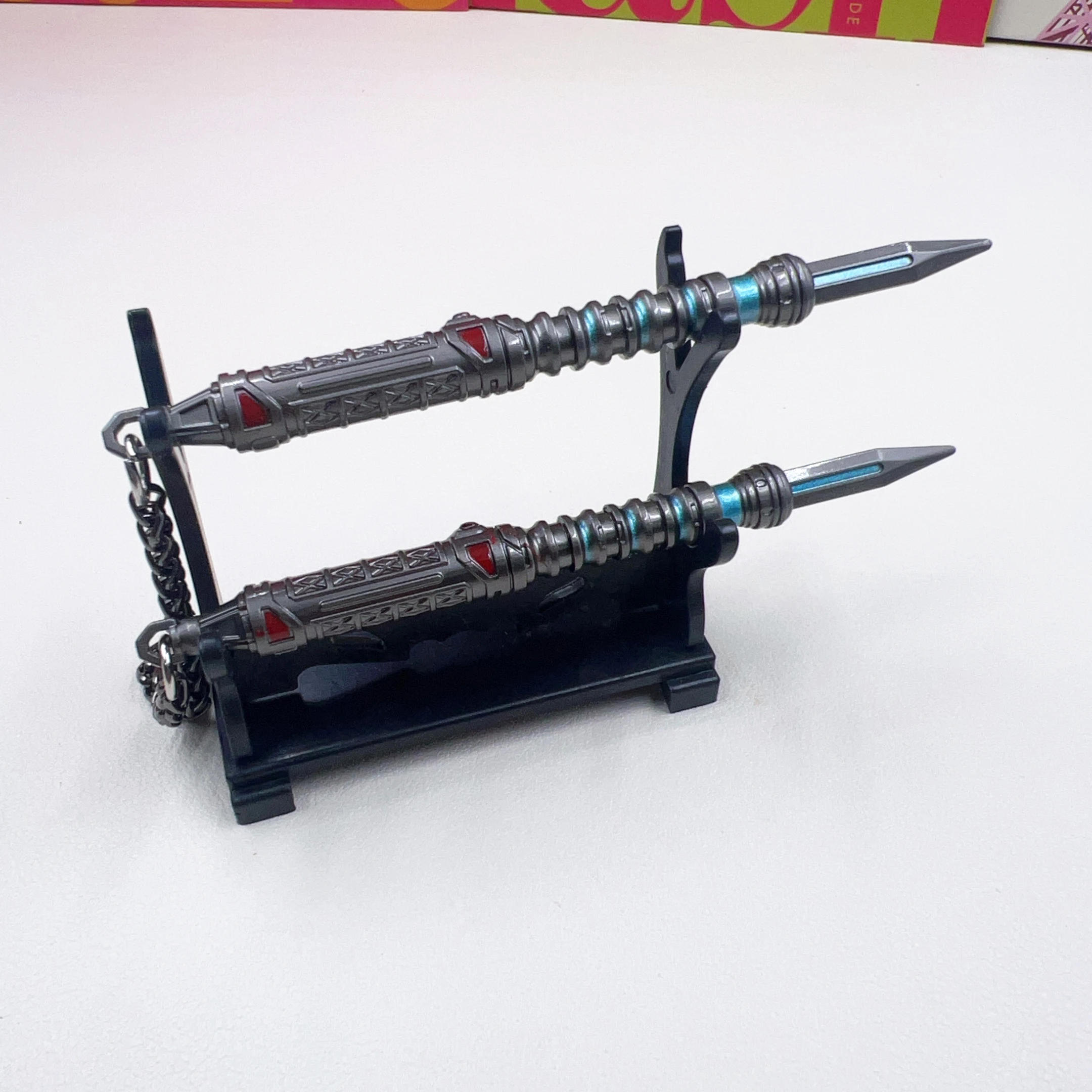 Apex Legends Heirlooms Ash Heirloom “Strongest Link” Metal Weapon Model  Metal Octane Samurai Sword Keychain Kids Gifts Toys - AliExpress 36