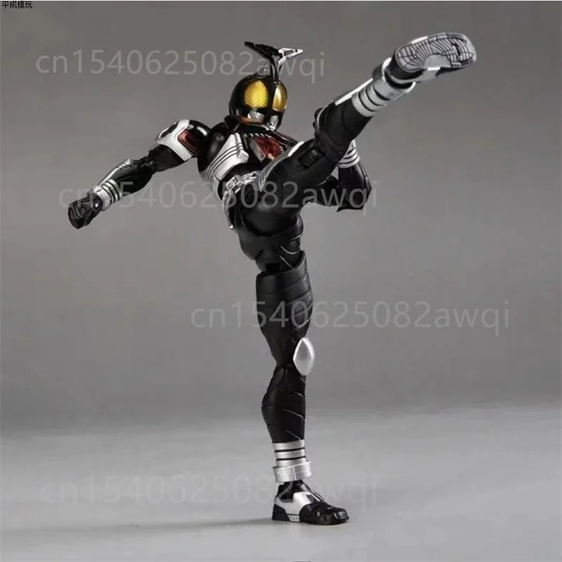 Bandai SHF Kamen Rider Actionfiguren Kabuto Masked Kamen Rider Figuren Sammlerstücke Modelspielzeug Geschenke Limitierter Günstiger Verkauf Auf Lager – Detail 9