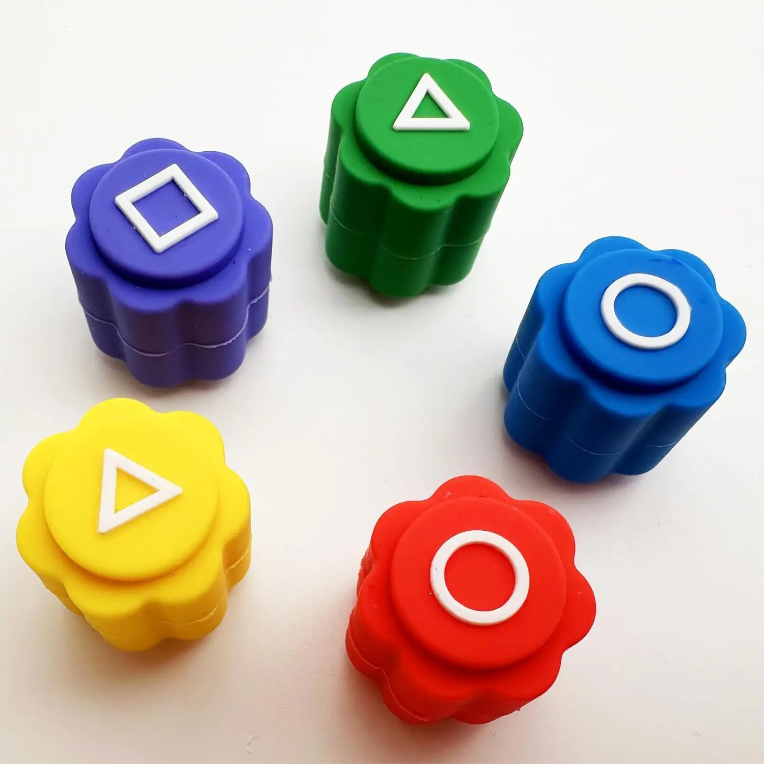 Korean Folk Game Sets Dice Party Game Props Square Circle Triangle Family Stone Catching Props Gonggi Jack Set for Kids Korean Tossing Game