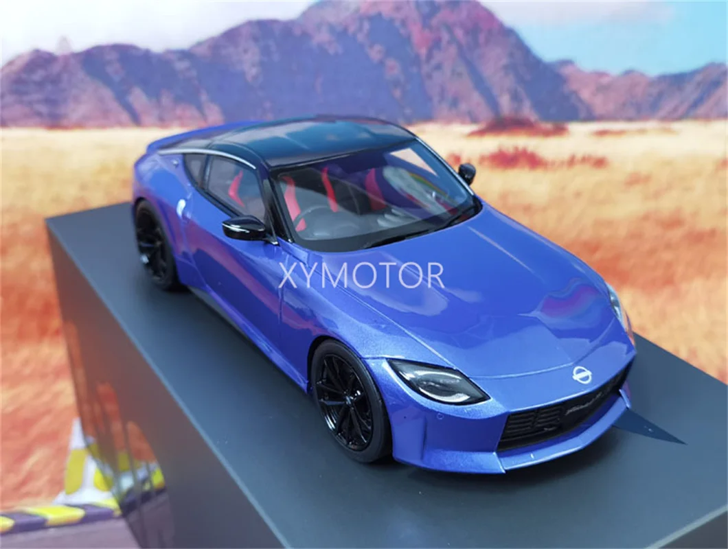 

Модель автомобиля GT Spirit 1/18 для NISSAN Z BAYSIDE, литые из смолы, игрушки для хобби, подарки, демонстрация, голубые коллекционные украшения