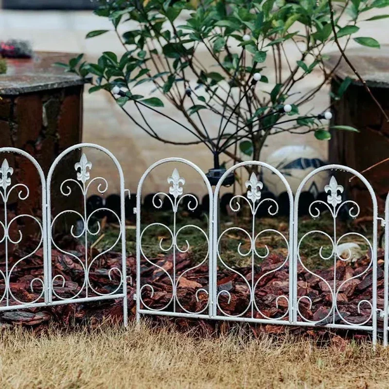European Style Horticultural Fence Mesh Iron Courtyard Low Guard Rail Balcony Lawn Fence Flower And Green Plant Garden