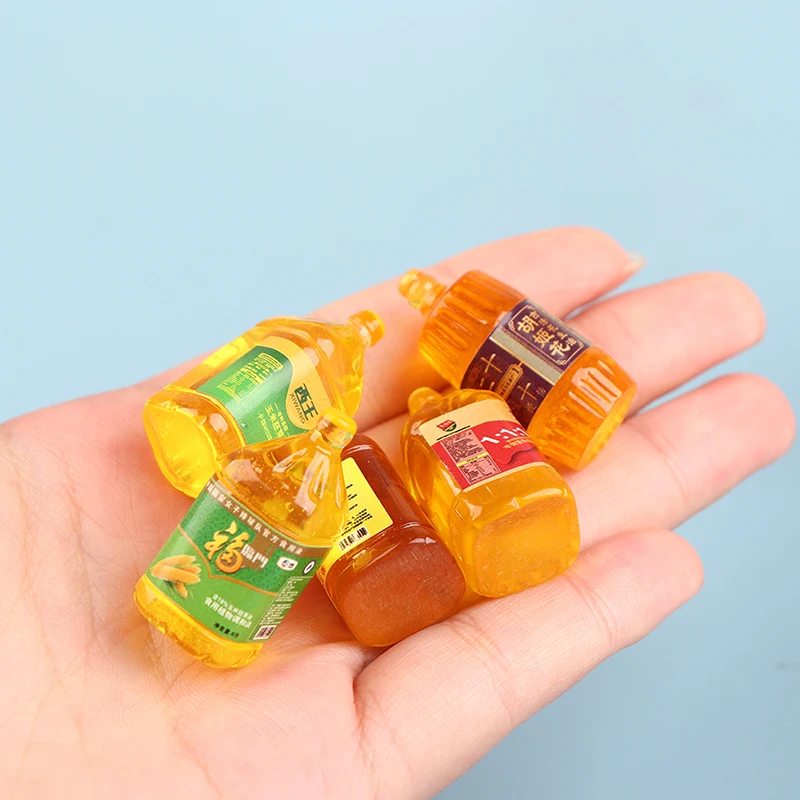

5pcs Miniature Dollhouse Kitchen Edible Oil Corn Oil Peanut Oil Bottle Model Kitchen Accessories For Doll House Decor Kids Toys