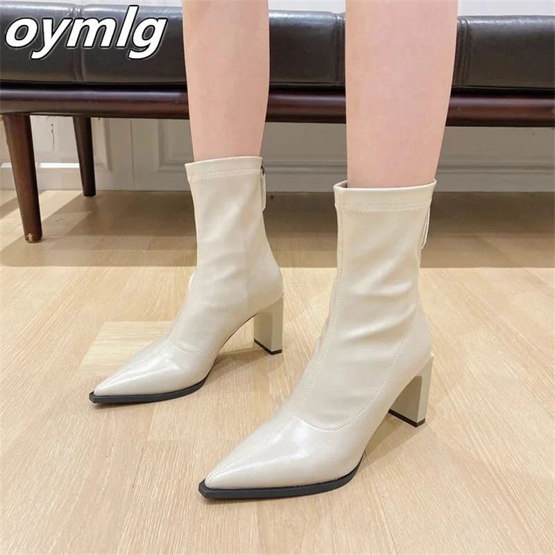 Pointed Fashion Boots 2023 Autumn/Winter New Short Tube Mid Heel Thick Heel Back Zipper Fashion High Heel Short Boots for Women