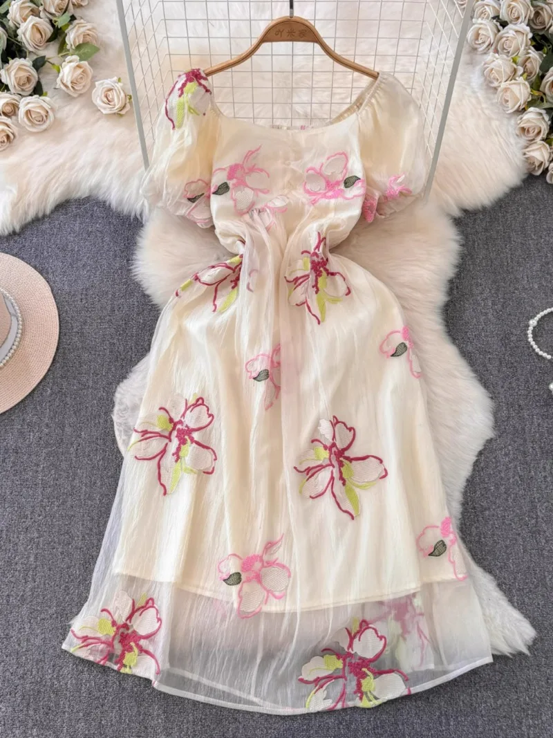 

Square Collar Puff Sleeve High Grade Robe Femme Embroidery Flower Party Dresses Y2k Vintage French Vestidos De Mujer Elegant