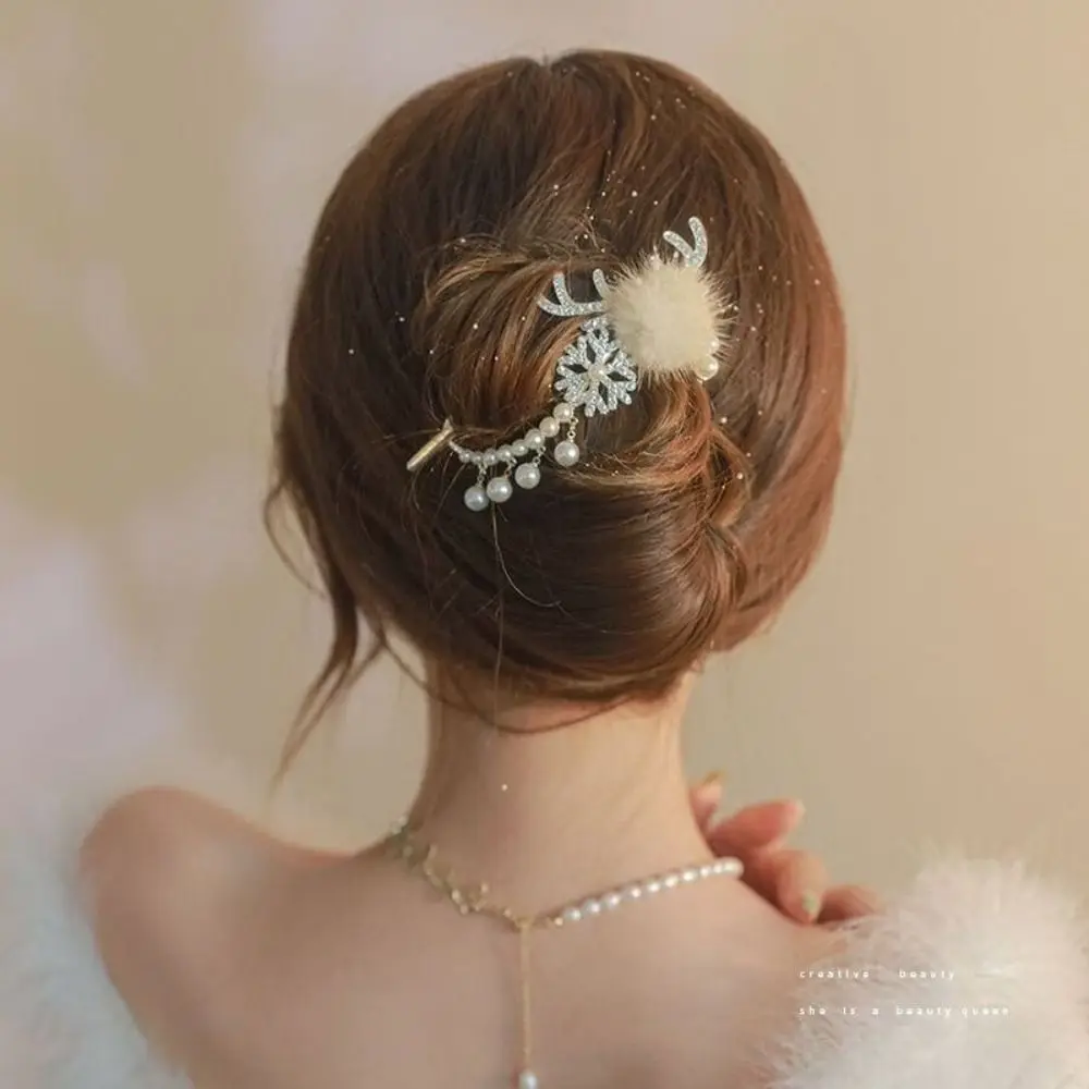 

Christmas Snowflake Antler Fur Ball Rhinestone Pearl Hair Clip Temperament Ponytail Fixed Clip Hair Bun Fixed Clip Hair Claw