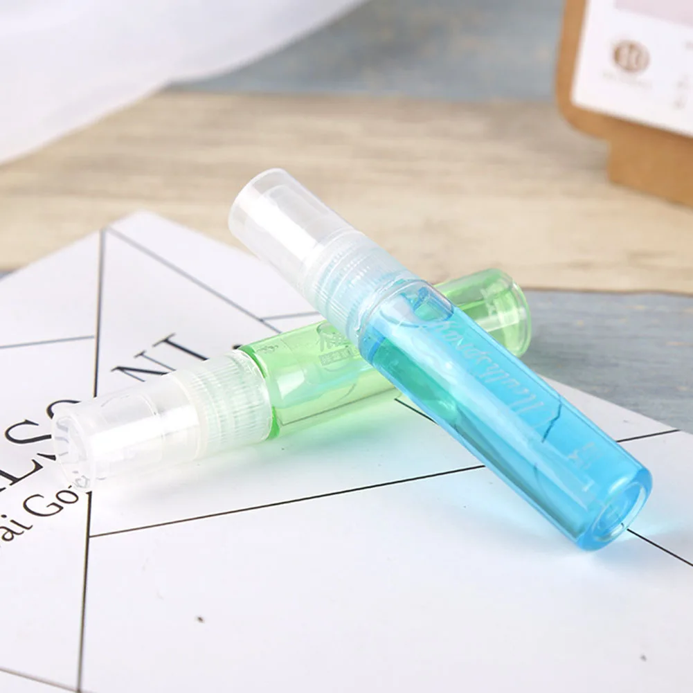 

2Pcs 12ml Portable Breath Freshener Mouth Spray For Adults Smoke Bad Breath Odor Removal Oral Hygiene Spray Mint + Lime Flavor