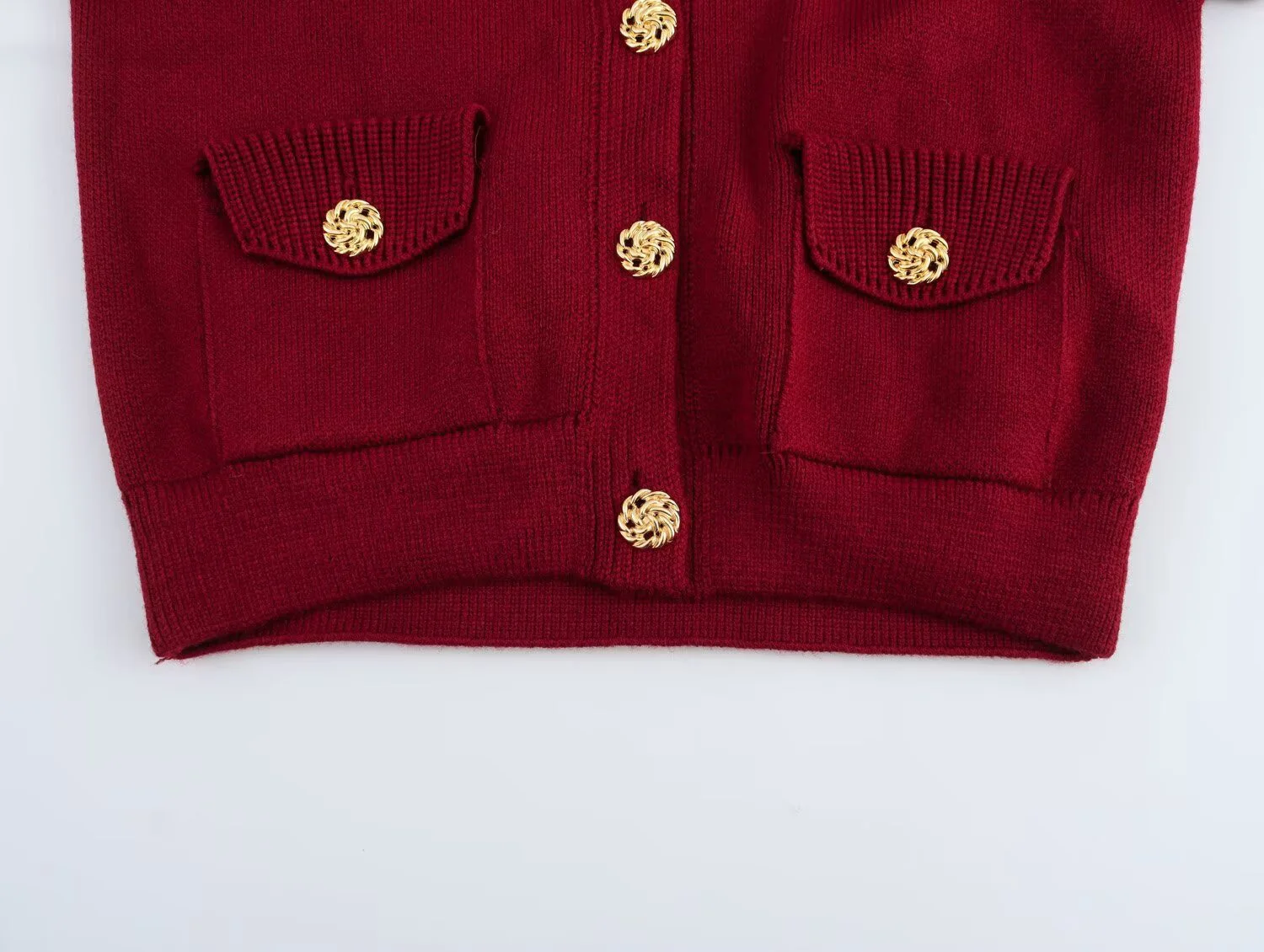 Lazy Retro Loose Single-breasted Knitted Cardigan For Women In Winter With A Sense Of Atmosphere And Temperament 5