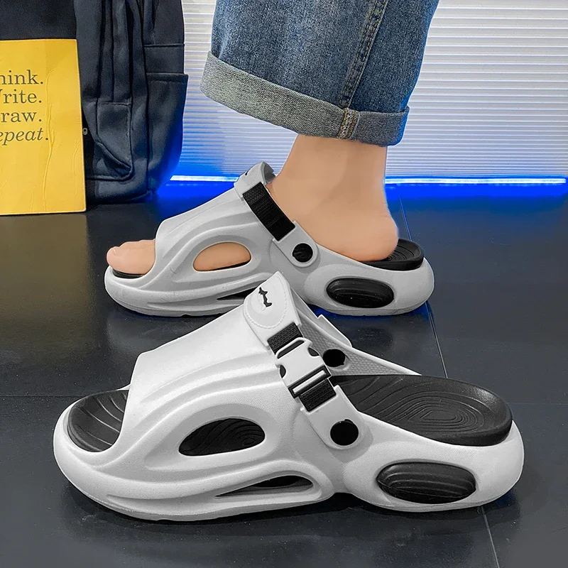 Men's Summer Slippers Beach Wear Sandals Outdoor Wear Home Bathroom Men's Slippers