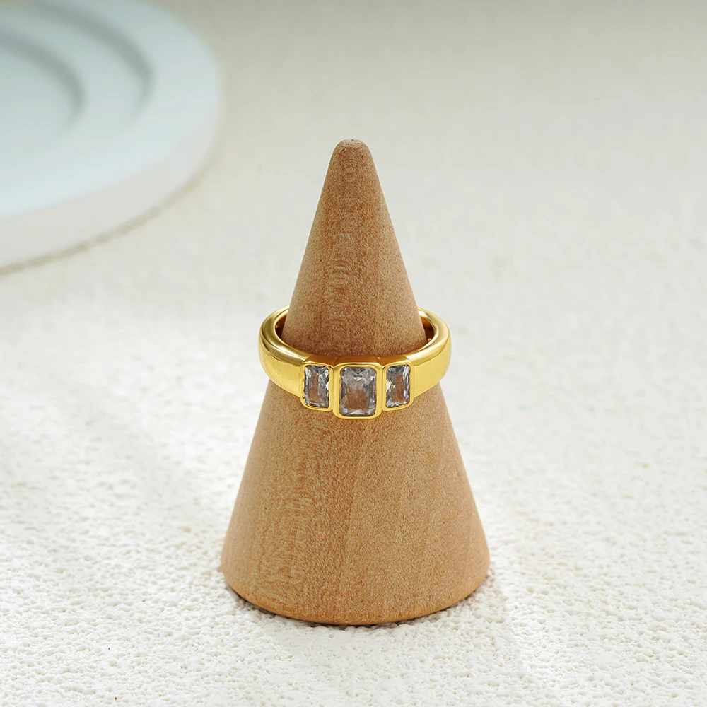 Stainless Steel Square Crystal Zircon Rings 18K Gold Plated Waterproof Simple CZ Finger Ring Wedding Jewelry Accessories Anillos