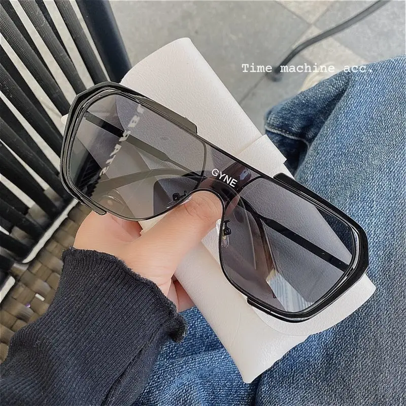 One piece Big Frame Sunglasses for Men Women Big Face Outdoor Cool
