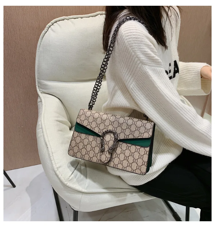 Fashion Popular Women's Bag - Lifestyle Image 3