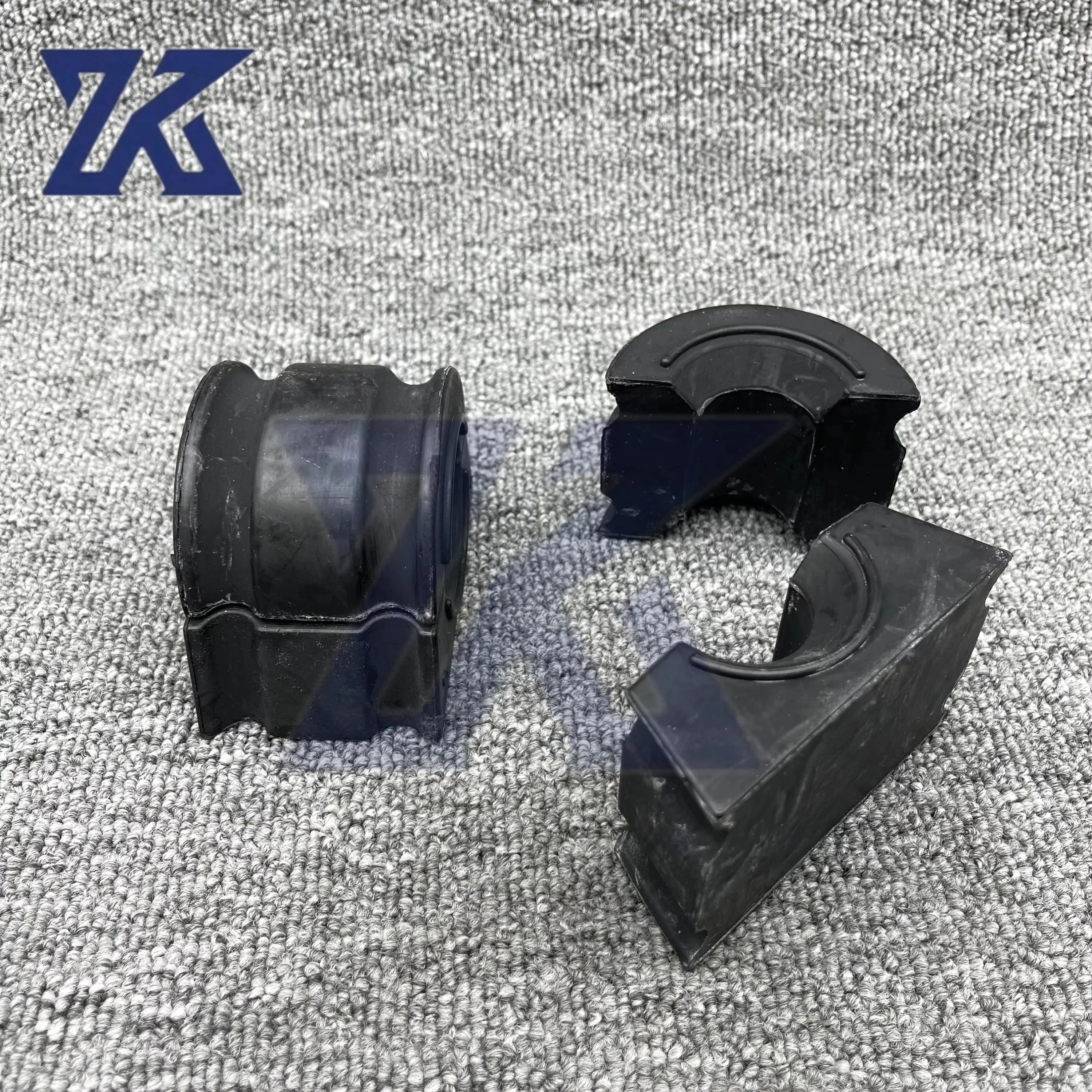 2PCS/1SET 84173771 캐딜락 CT6 OEM 84173771 84184241용 전면 밸런스 바 부싱