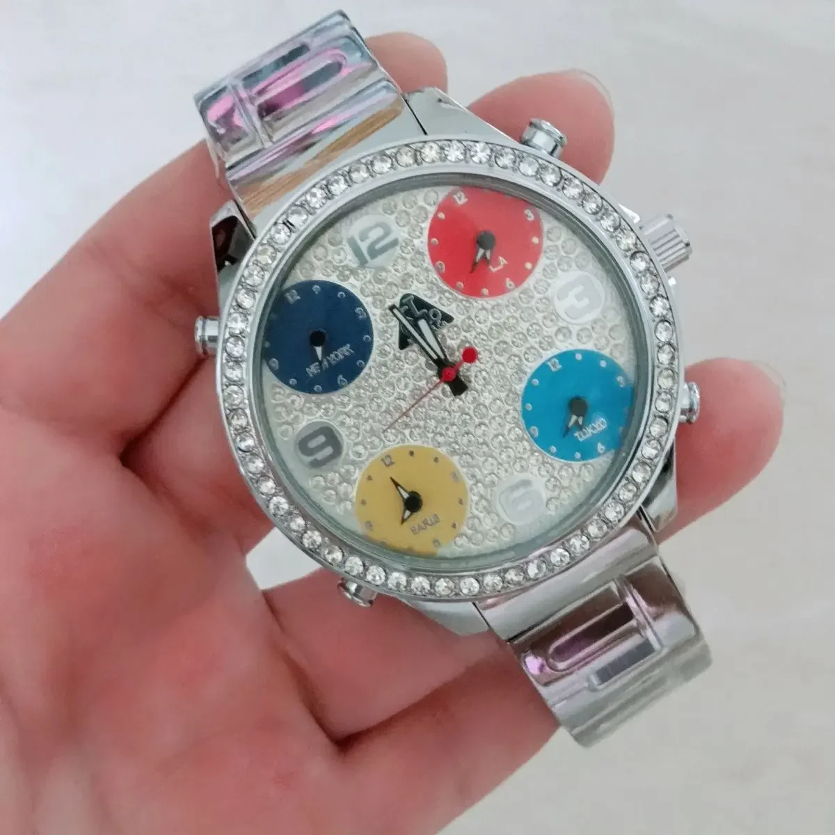 Czech Leopard Watch Five Time Zones Men's Watch Non mainstream Hiphop Hiphop Belt Watch