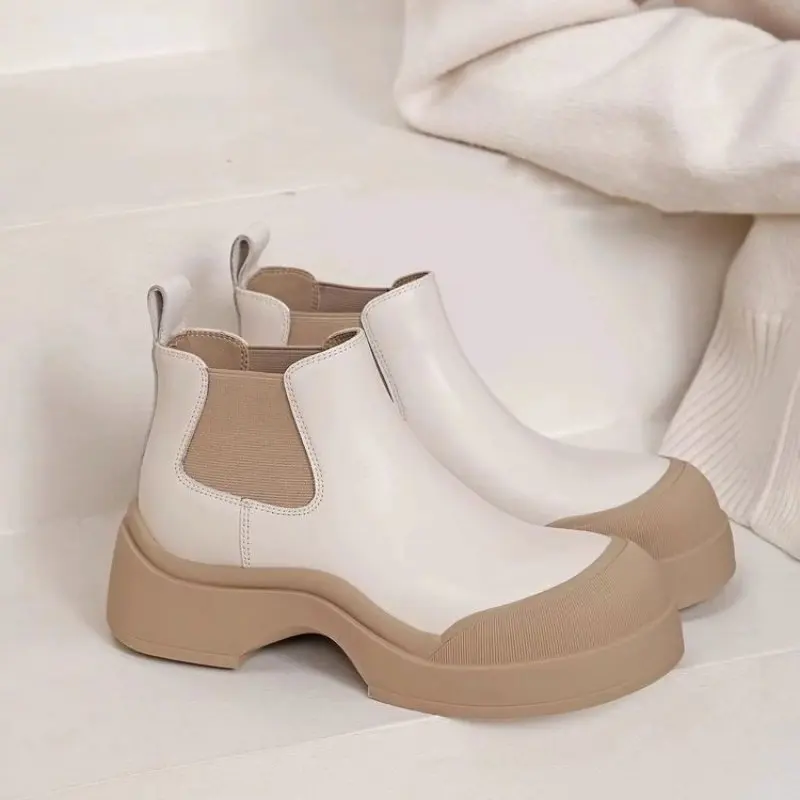 Fashion Platform Women Short Boots Slip on Cool Leather Round Toe Women Booties Hot Genuine Leather Women's Boots Retro British